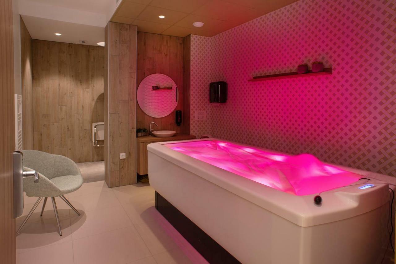 Domitys Les Fregates Aparthotel เลส์ซาบล์-โดล็อนน์ ภายนอก รูปภาพ